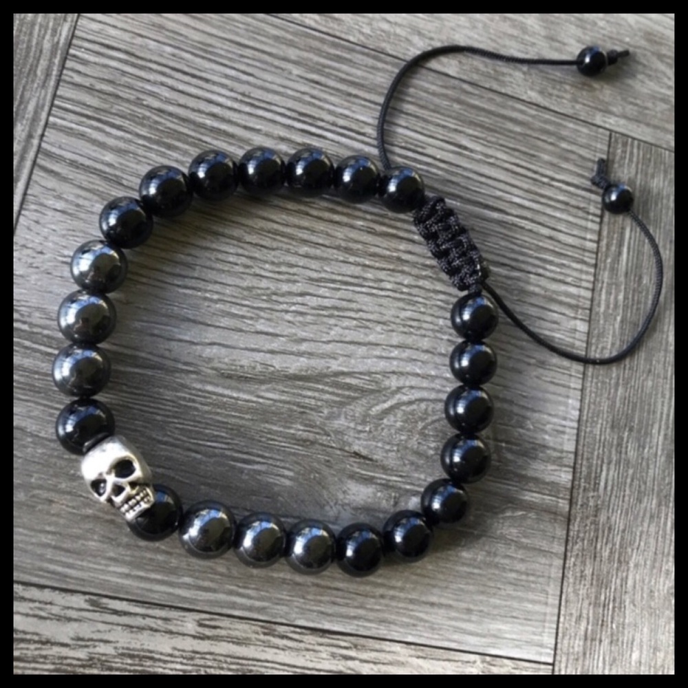 Skull bead bracelet . Men or women hematite & onyx gemstones silver skull charm - Picture 1 of 7